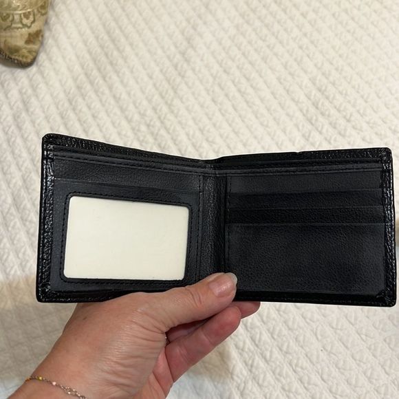 L & Co. Timepieces - Men's Watch, Wallet and Pen Set - Picture 6 of 7